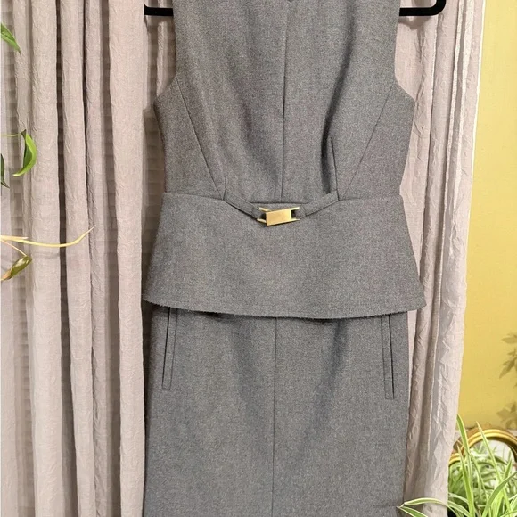 Diane Von Furstenberg delian wool sheath peplum beltDress size 4